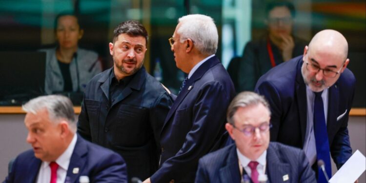 Overeenstemming bereikt over 90 miljard euro lening voor Oekraïne, Mitsotakis tevreden