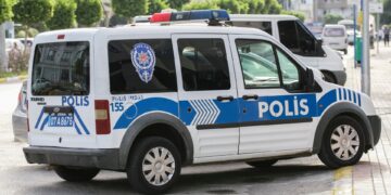 115 mensen in Turkije gearresteerd voor banden met IS en vakantieaanslagen.