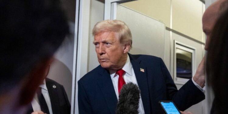 Trump deelt resultaten MRI oktober met publiek