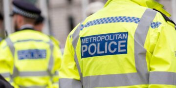 Tiener gearresteerd voor moord op 9-jarig meisje in Groot-Brittannië