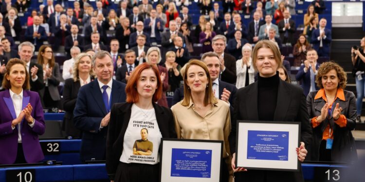 Bekroonde Europese Parlementariërs Sacharovprijs voor vrijheid van denken.