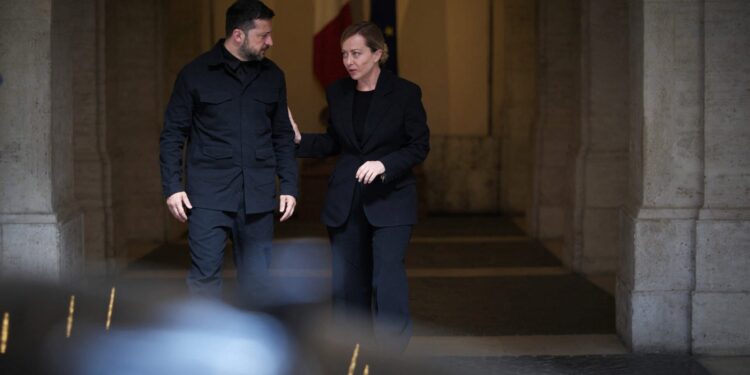 Italiaanse regering bereidt militaire hulp voor aan Oekraïne