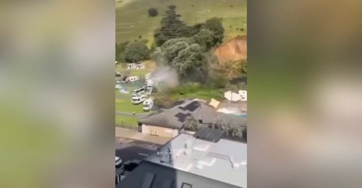 Verwoestende aardverschuiving treft Mount Maunganui in Nieuw-Zeeland