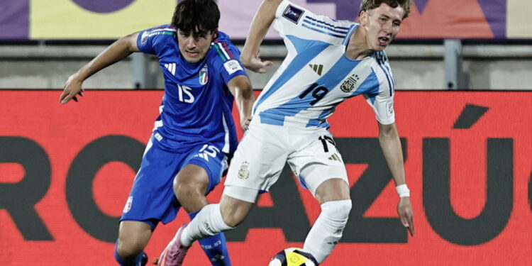 Eindelijk overeenkomst: Panathinaikos tekent 20-jarige Argentijn van Godoy Cruz