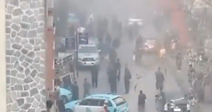 Explosie in hotel Kaboel eist zeven levens en twintig gewonden