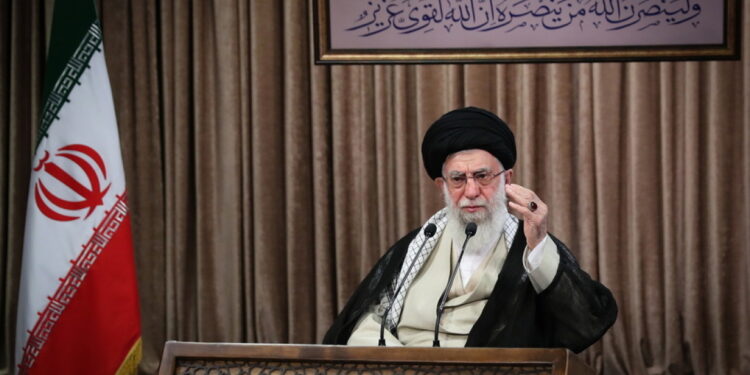 Khamenei’s ontsnappingsplan in Moskou in voorbereiding
