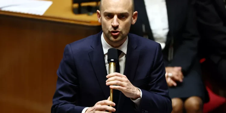 Franse minister belooft actie in Groenland in komende weken