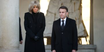 Frankrijk straft seksistisch cyberpesten tegen Brigitte Macron met gevangenisstraffen
