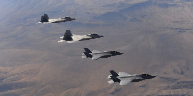 Bezorgdheid over Iran: vergelding, olietransport en migratiestromen bedreigen buren