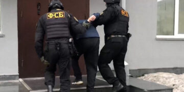 Moskou zet Britse diplomaat uit voor spionagebeschuldigingen