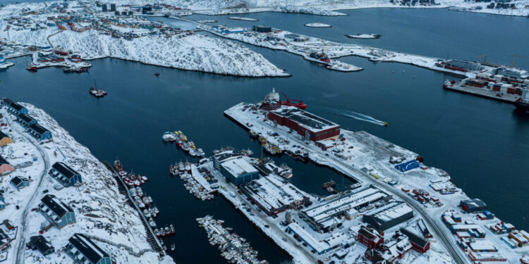 Trump vraagt om ‘blanco cheque’ voor militaire aanwezigheid in Groenland