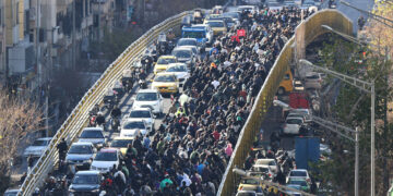 Opstand in Iran: volk tegen ayatollahs, drie doden en scheuren in regime