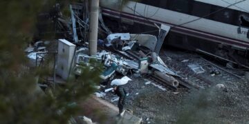 41 doden bij treinongeluk in Spanje – Nog een lichaam ontdekt.