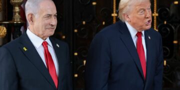 Trump nodigt Netanyahu uit voor Vredesraad