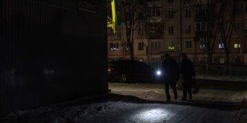 Grote delen van Kiev zonder stroom na Russische aanvallen