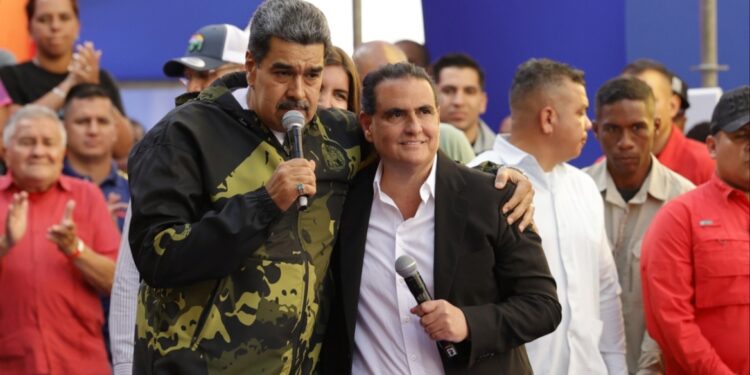 Minister van Industrie en vertrouweling Maduro verdwijnt uit regering