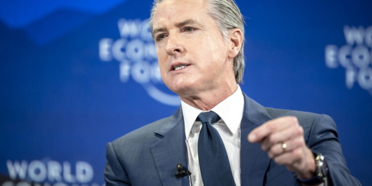 Gouverneur Californië: Trump vernietigt 80 jaar aan allianties