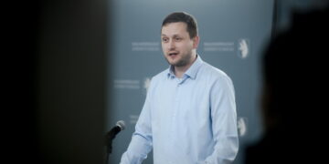 Groenlandse premier waarschuwt voor mogelijke militaire dreiging vanuit de VS