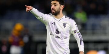 Bruno Fernandes’s X account gehackt met kritiek op mede-eigenaren.