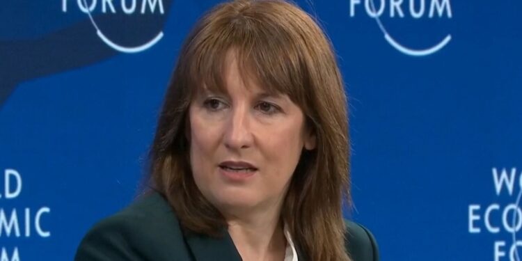 Britain zal niet worden beïnvloed door Trump-tarieven, zegt Rachel Reeves.