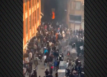 Crisis in Iran: 36 doden, duizenden gearresteerd en traangas in ziekenhuis