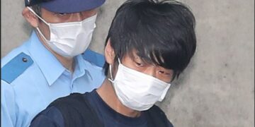 Moordenaar voormalig premier Shinzo Abe krijgt levenslang in Japanse rechtbank