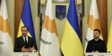 Telefoongesprek tussen Christodoulidis en Zelensky op Cyprus: 7 januari.