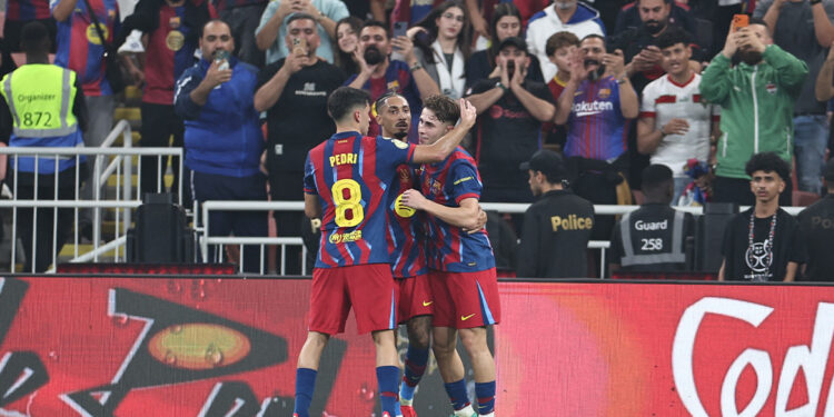 Barcelona vernedert Athletic Bilbao met 5-0 in Supercopa finale: overweldigende kracht op het veld