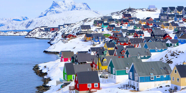 Groenlandse partijen verzetten zich tegen Amerikaanse invloed.
