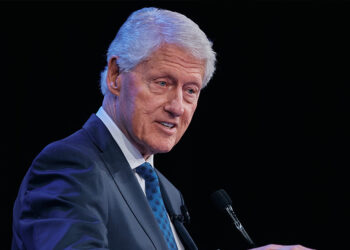 Bill Clinton ontkent betrokkenheid bij zaak Epstein