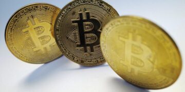 Dr. Doom waarschuwt: Cryptocurrency bedreigt financieel systeem