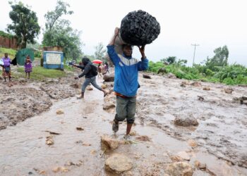 Nepbegrafenis als dekmantel voor houtskoolsmokkel in Malawi