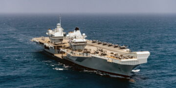 Britse vliegdekschepen in actie in Noord-Atlantische Oceaan en Noordpoolgebied, aldus Starmer