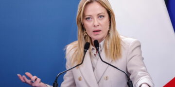 Meloni voorstel: blokkade in Italiaanse wateren tegen immigratie.