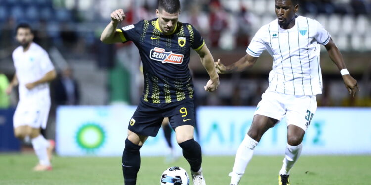 Op weg naar de top: de opstelling van AEK voor terugkeer.