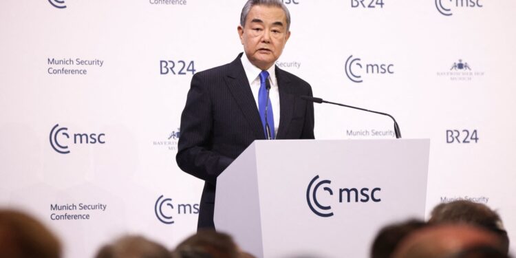 De dubbele standaarden van de NAVO ten opzichte van China en Oekraïne