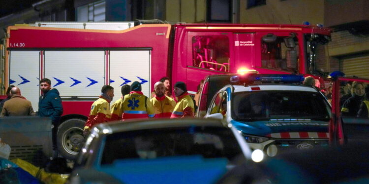 Vijf doden bij brand in buurt van Barcelona