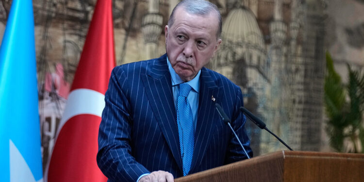 Erdogan waarschuwt voor escalatie in regio door aanval op Iran