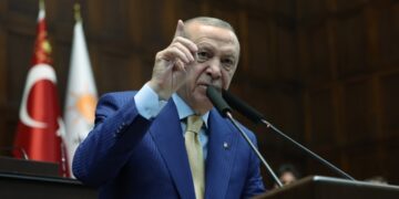 Erdogan steunt Ramadanvieringen op scholen in Turkije