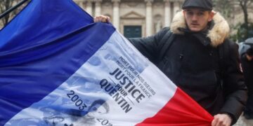 Onderzoek naar dood extreemrechts en linkse demonstranten in het donker