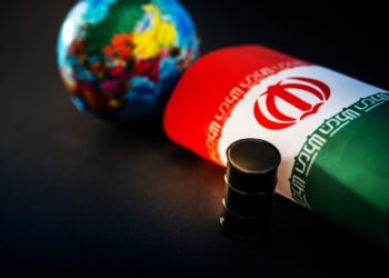 Olieprijzen stijgen 4% door oorlogsdreiging in Iran