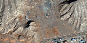 Iran versterkt locaties te midden van spanningen met VS