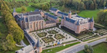 Europese leiders bespreken in historisch Belgisch kasteel Alden Biesen