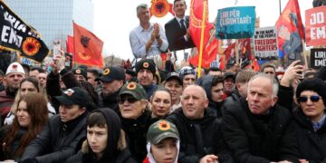 Protesten tegen proces voormalige KLA-commandanten wegens oorlogsmisdaden