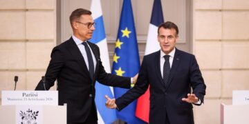 Macron dringt aan op goedkeuring twintigste sanctiepakket tegen Moskou