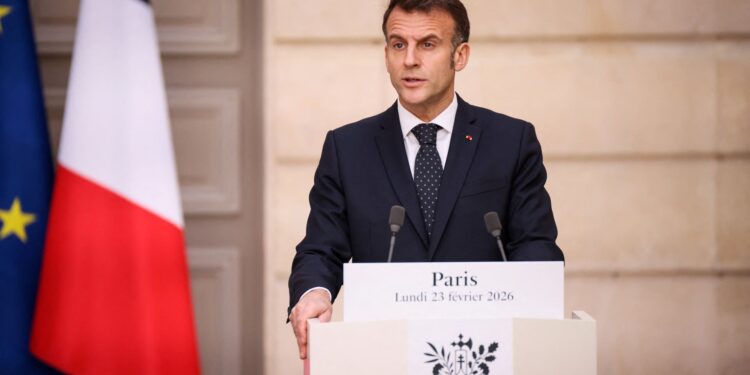 Politieke krachten verduidelijken banden met gewelddadige groepen