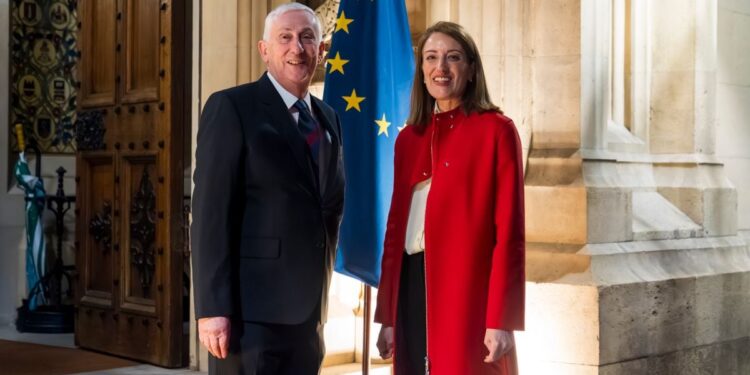 Ontmoeting met Starmer in Londen om 12.00 uur met Roberta Metzola