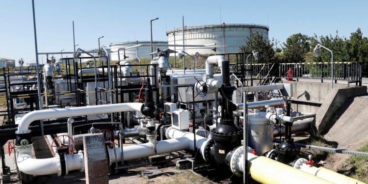 Hongarije blokkeert lening aan Oekraïne vanwege stop olieproductie