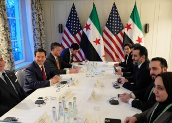 Rubio spreekt met Syriërs en Koerden tijdens Veiligheidsconferentie München