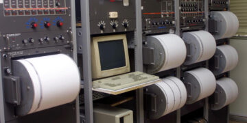 Sterke aardbeving bij Vanuatu zonder tsunami dreiging